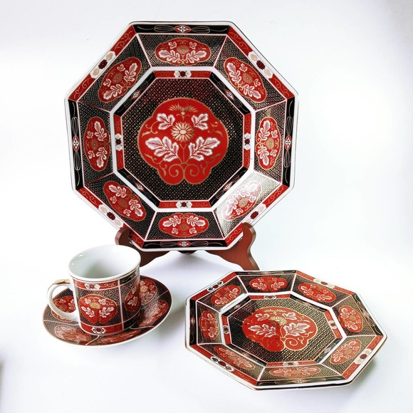 Vintage Gold Mum San Francisco Asian 4pc Dinnerware Set Gold Orange Red Floral - Picture 1 of 10